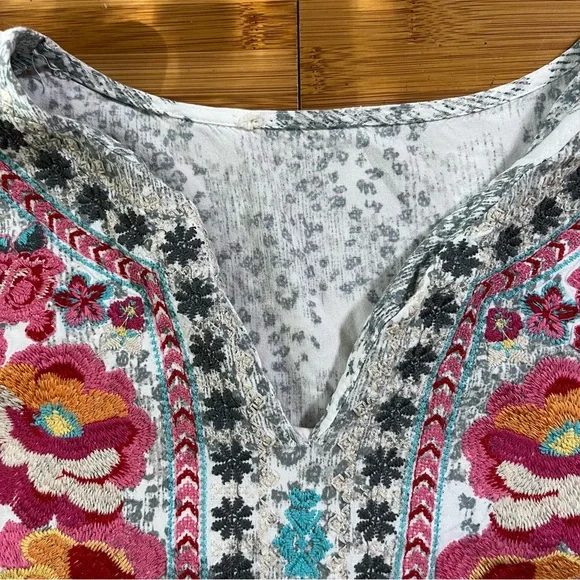 Savanna Jane Multicolor Floral Embroidered Rayon Bell Sleeve Blouse - Picture 4 of 9